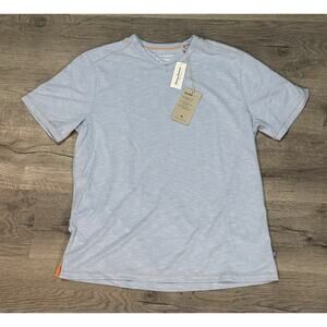 Tommy Bahama NWT Tropicool Paradise IslandZone V Neck T-Shirt Light Sky Blue M